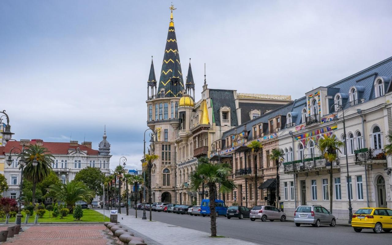 Orbi City In Batumi Exteriör bild